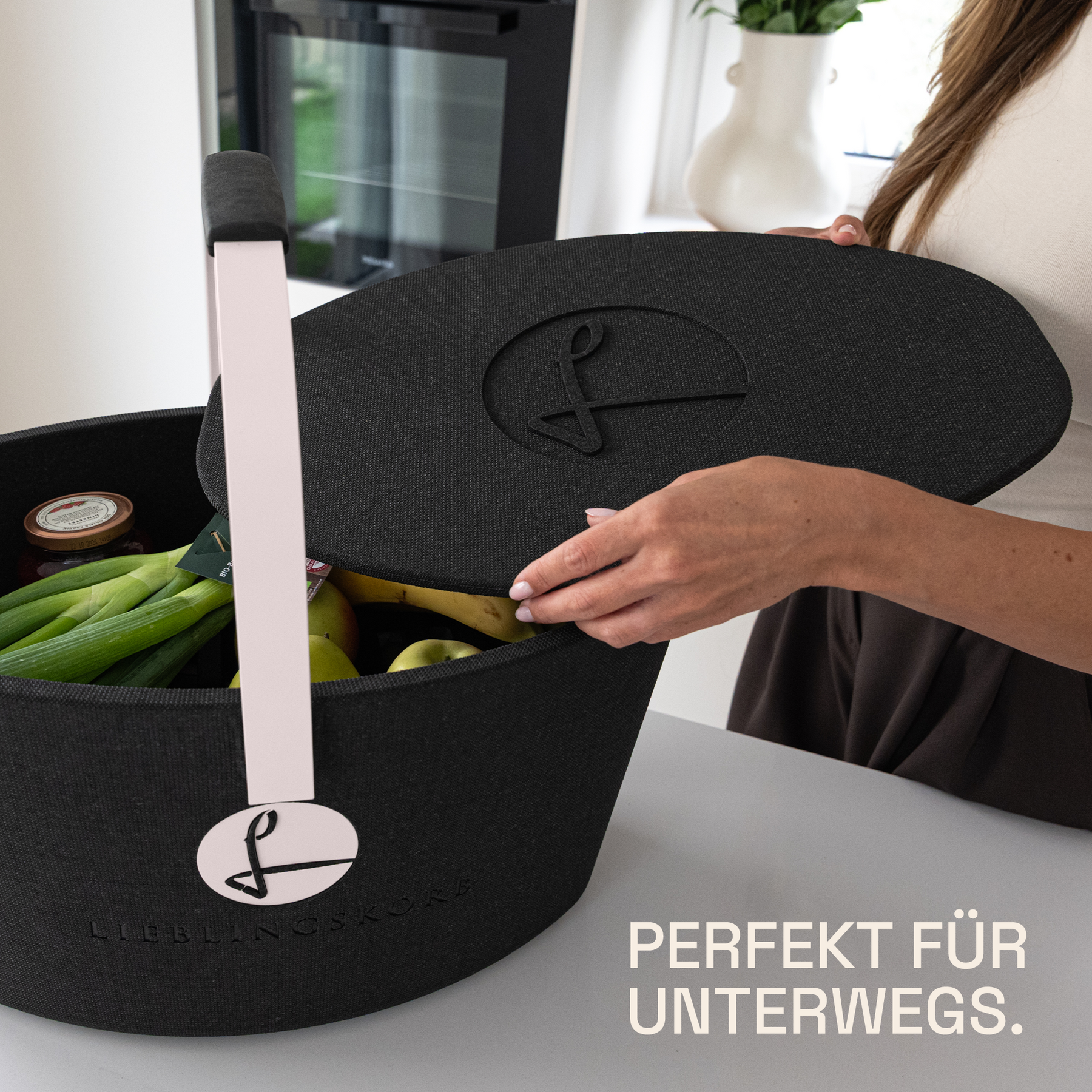 LIEBLINGSKORB Basic deep black pastellrosa